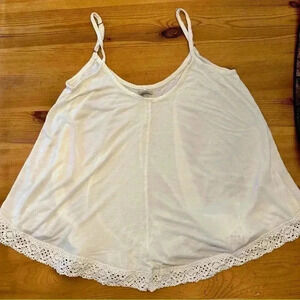 ecoté tank with crochet hem